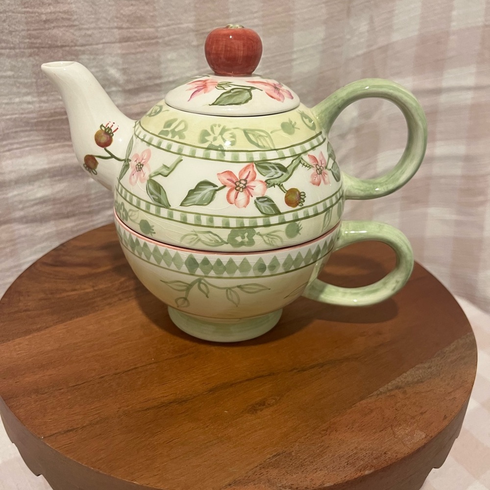 Floral Ceramic Teapot - Picture 2 of 2